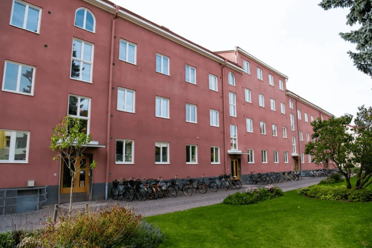 utanför en bostadsrättsförening - tidigare spolkund